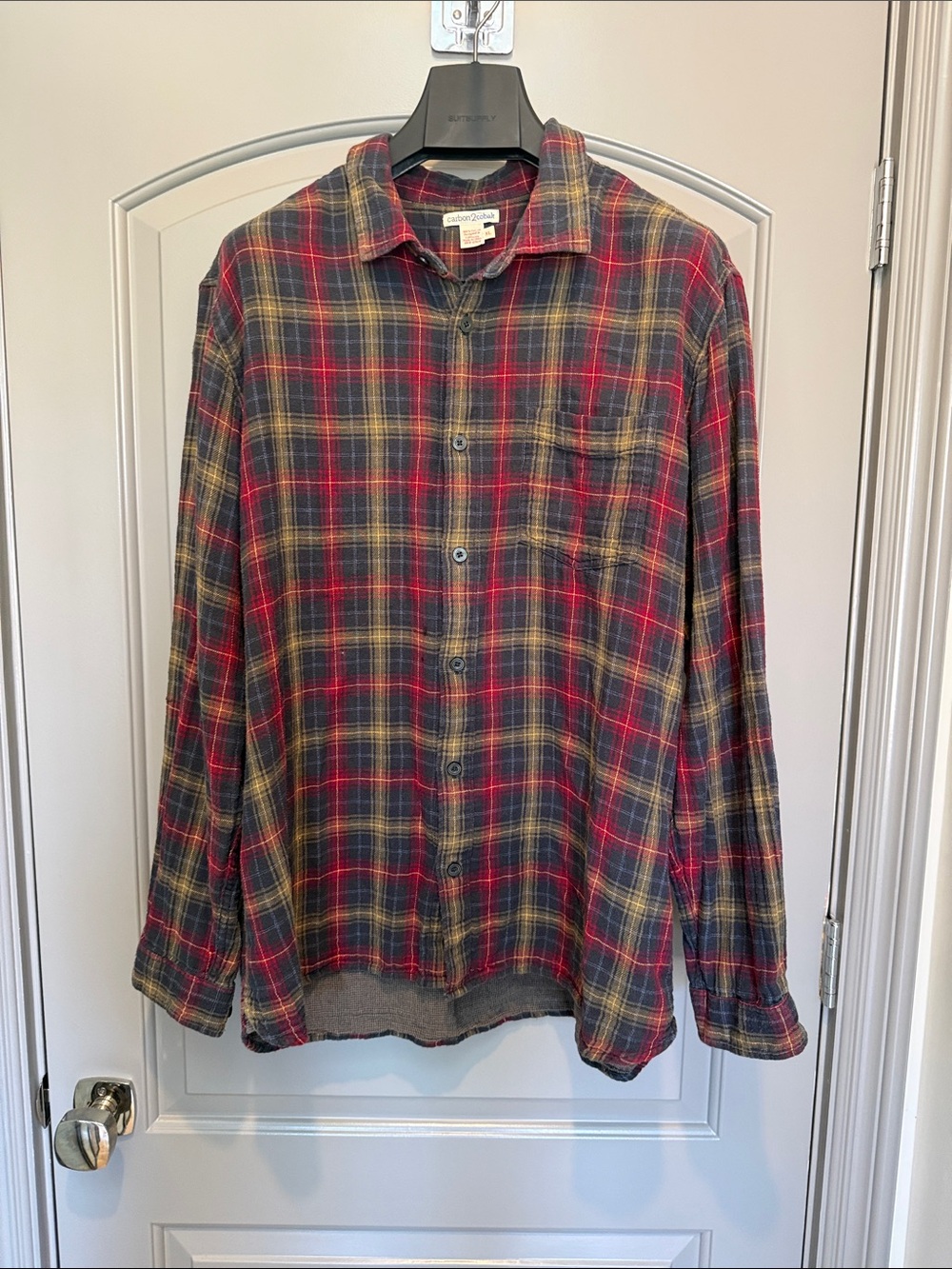Carbon2Cobalt Casual Plaid Button-Down Shirt in Red and Green